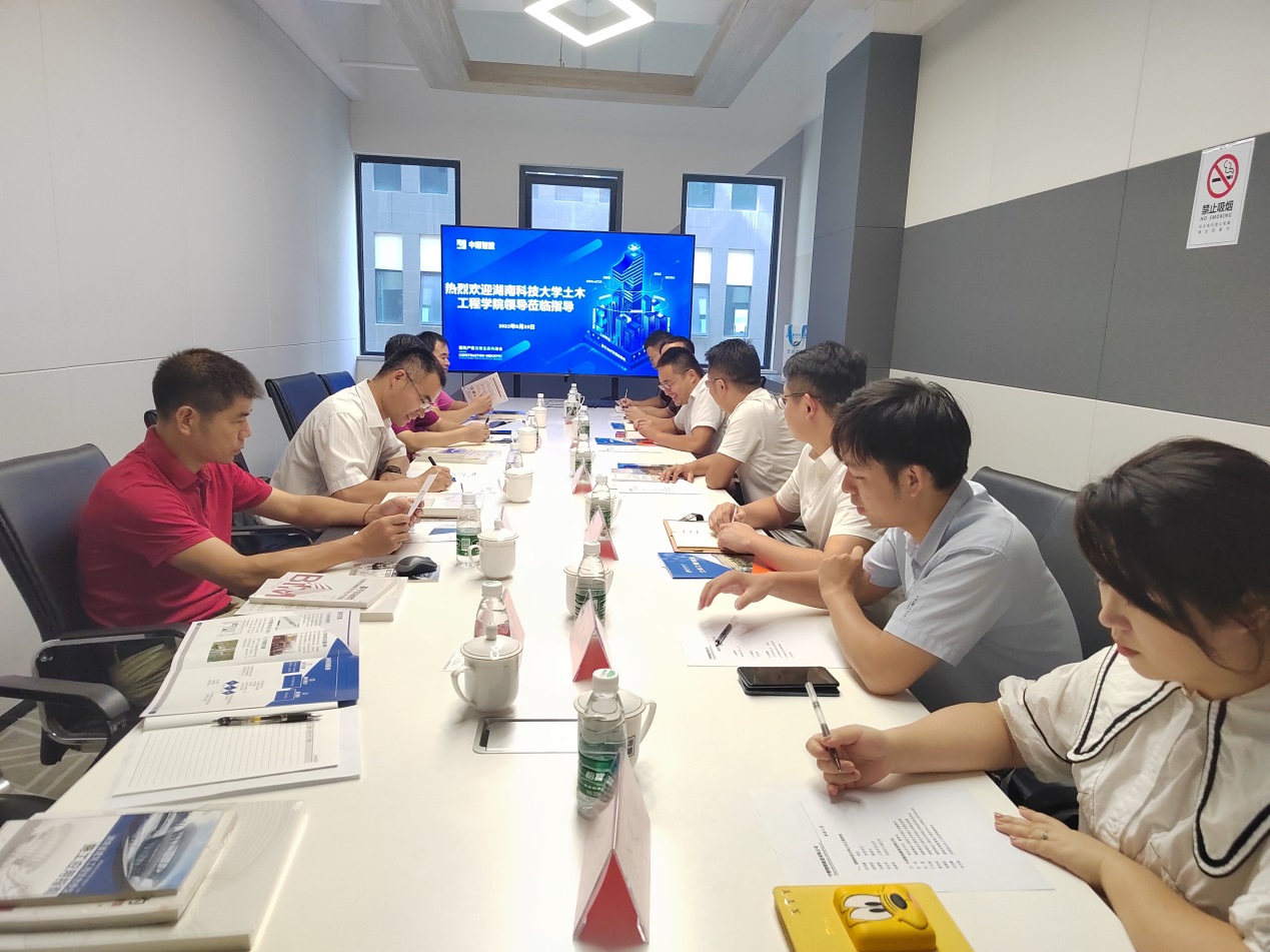 c8c0139dbd304baea7c9e66035e70261.jpg c8c0139dbd304baea7c9e66035e70261.jpg